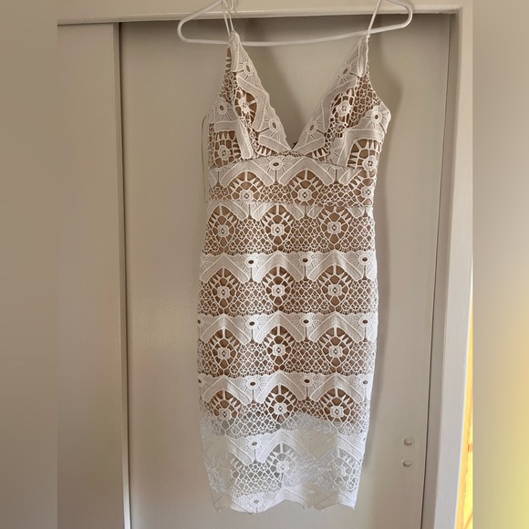 Lulu’s Sway Away White Crotchet Lace Dress Size Small - Picture 2 of 11